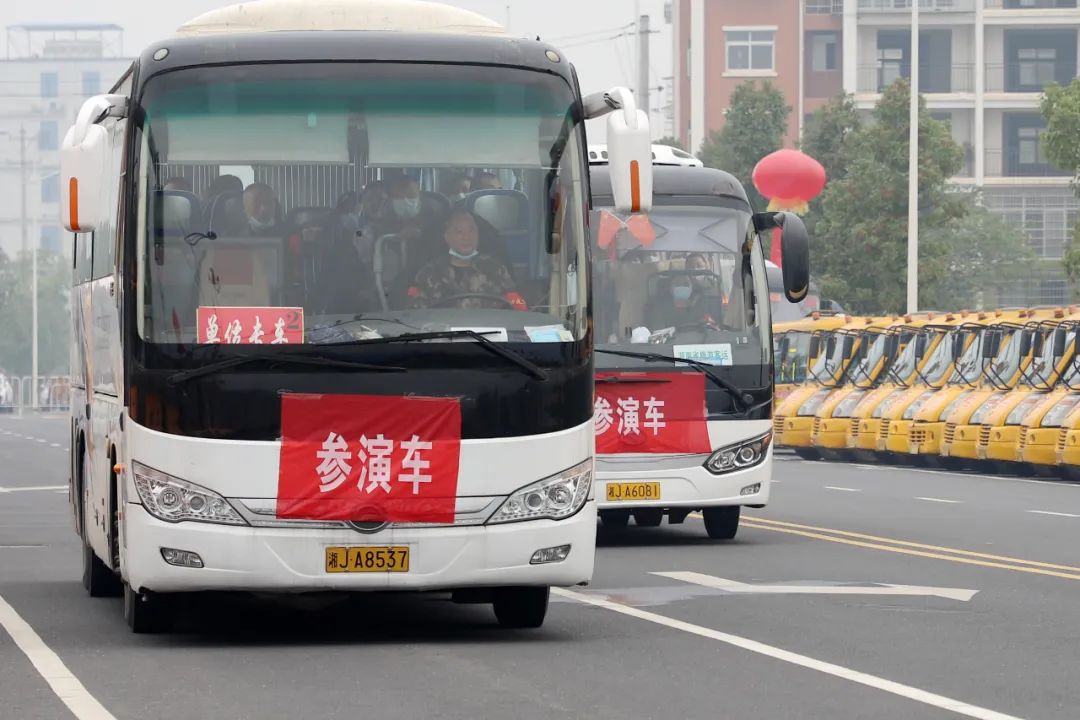 常德市湘北汽車(chē)運(yùn)輸有限公司,常德包車(chē)客運(yùn),常德旅游服務(wù),校車(chē)服務(wù)